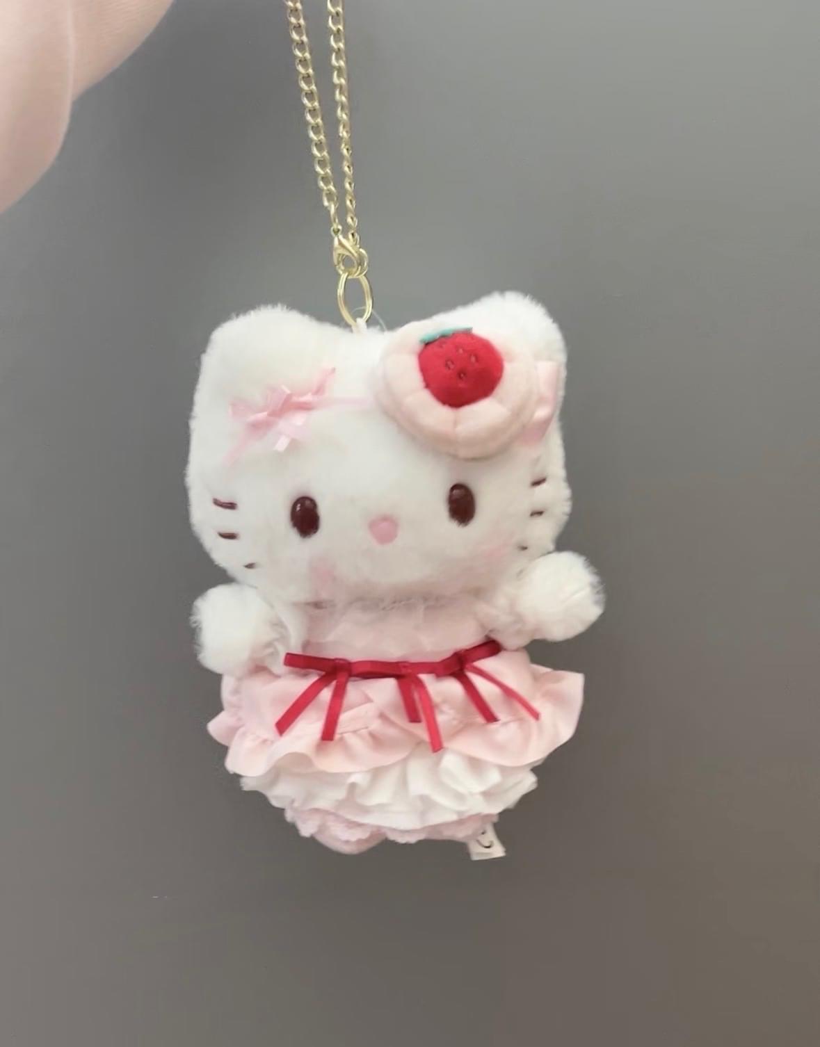 Hello Kitty Strawberry Short Cake Pendant.