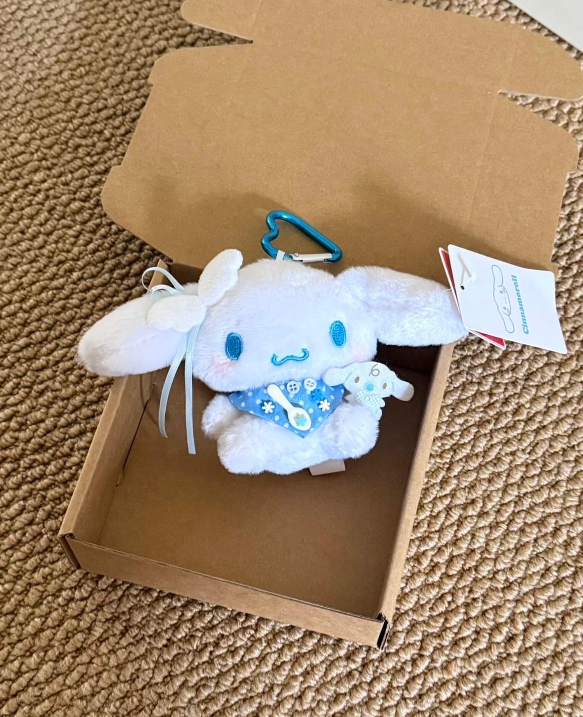 Sanrio Dinner Time Cinnamoroll Plush Pendant.