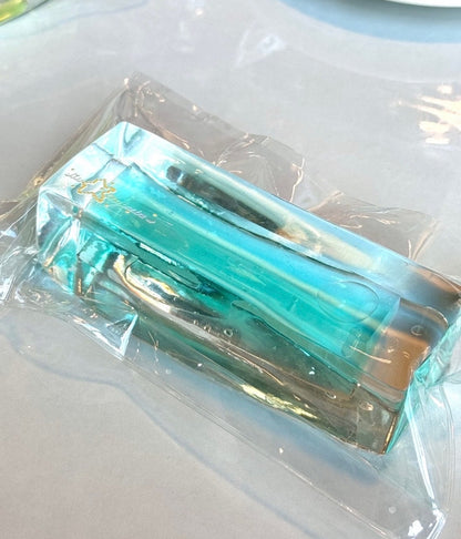 Long Cubed Aqua Filled Squishy.