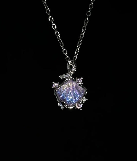 Seashell Purple-Blue Gradient Silver Plated Necklace.
