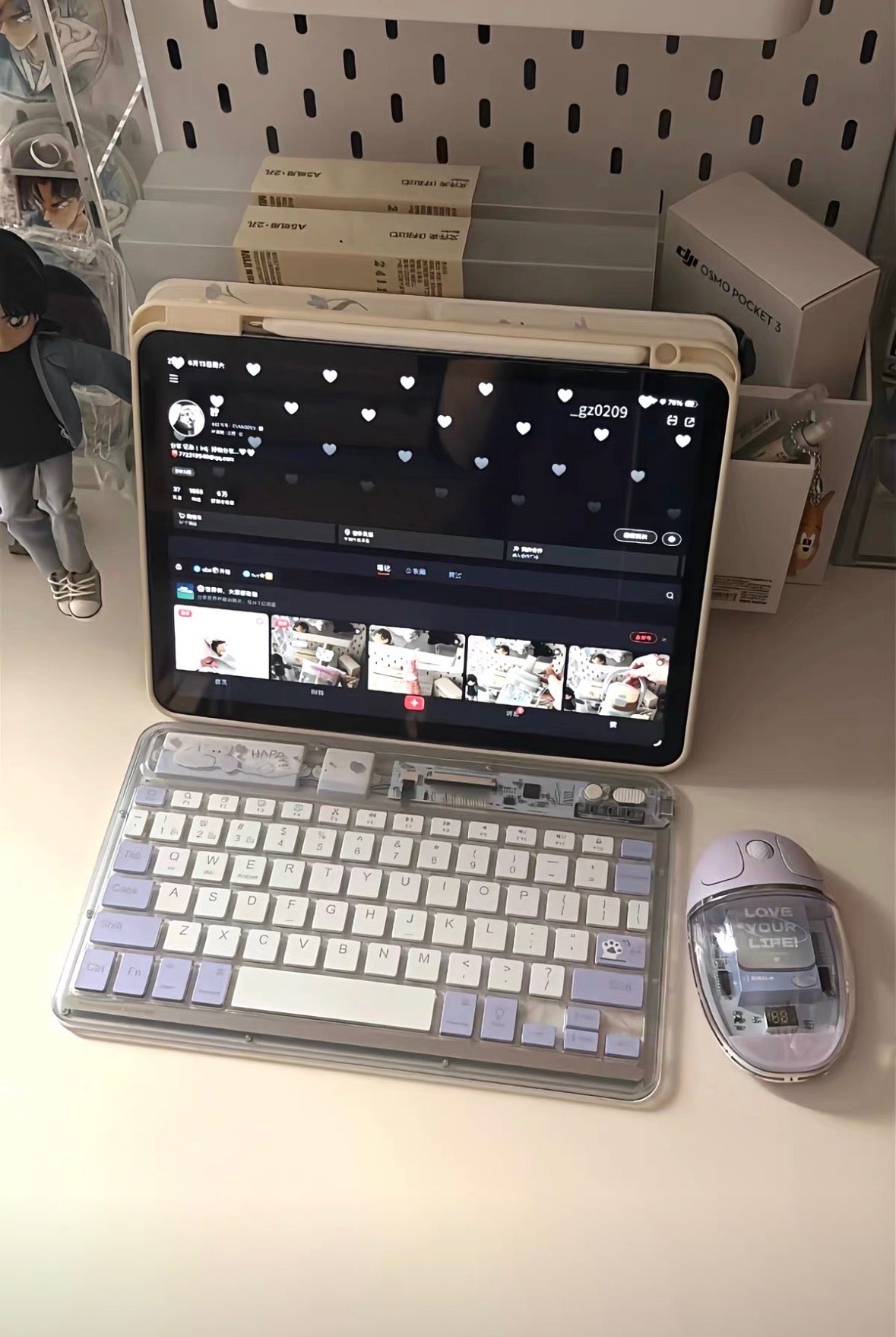 Magic Ice Crystal IPad Keyboard And Mouse [KITTEN EDITION]