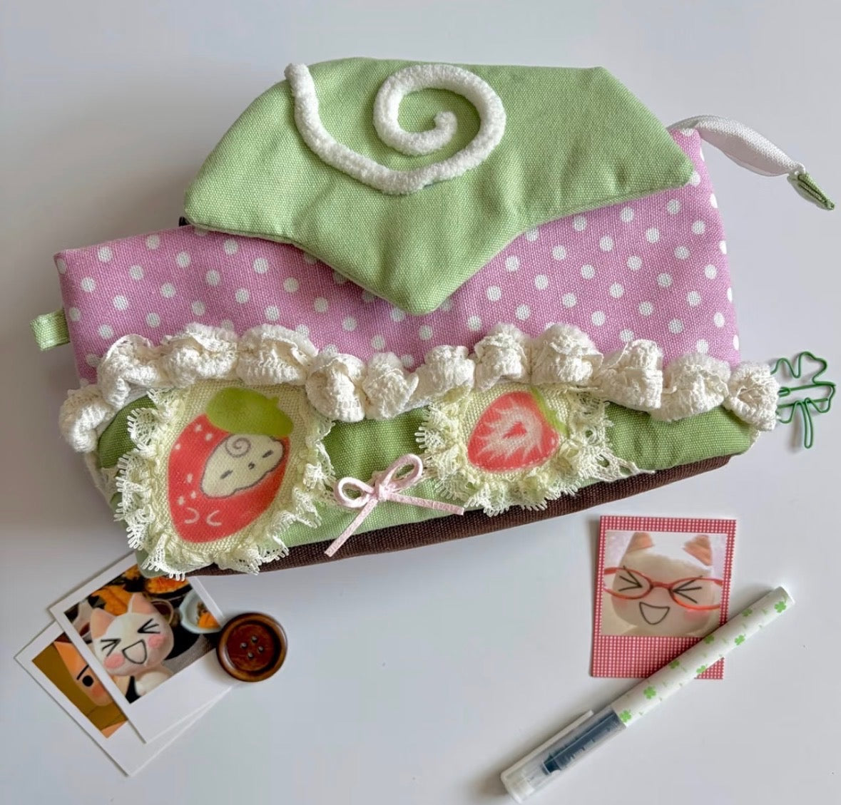 Strawberry Patch Heisei Retro Original Handmade Pencil Case