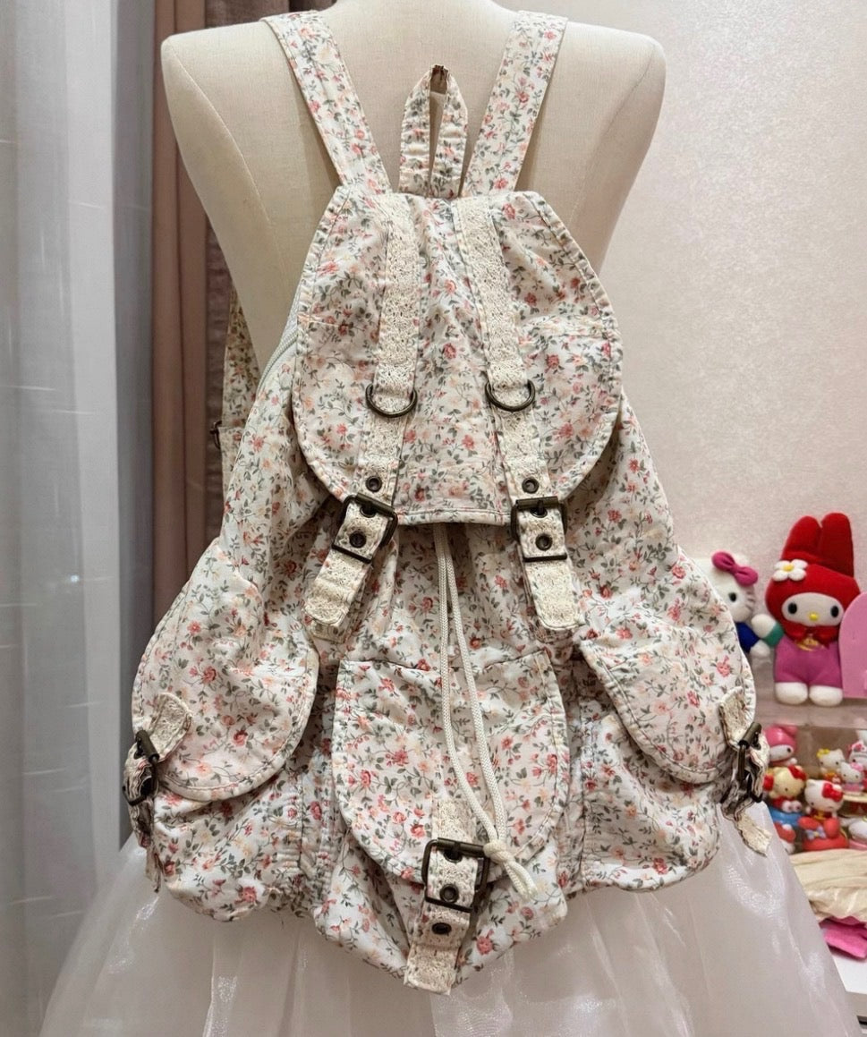 Vintage Heisei Retro Floral Patten With Lace Backpack