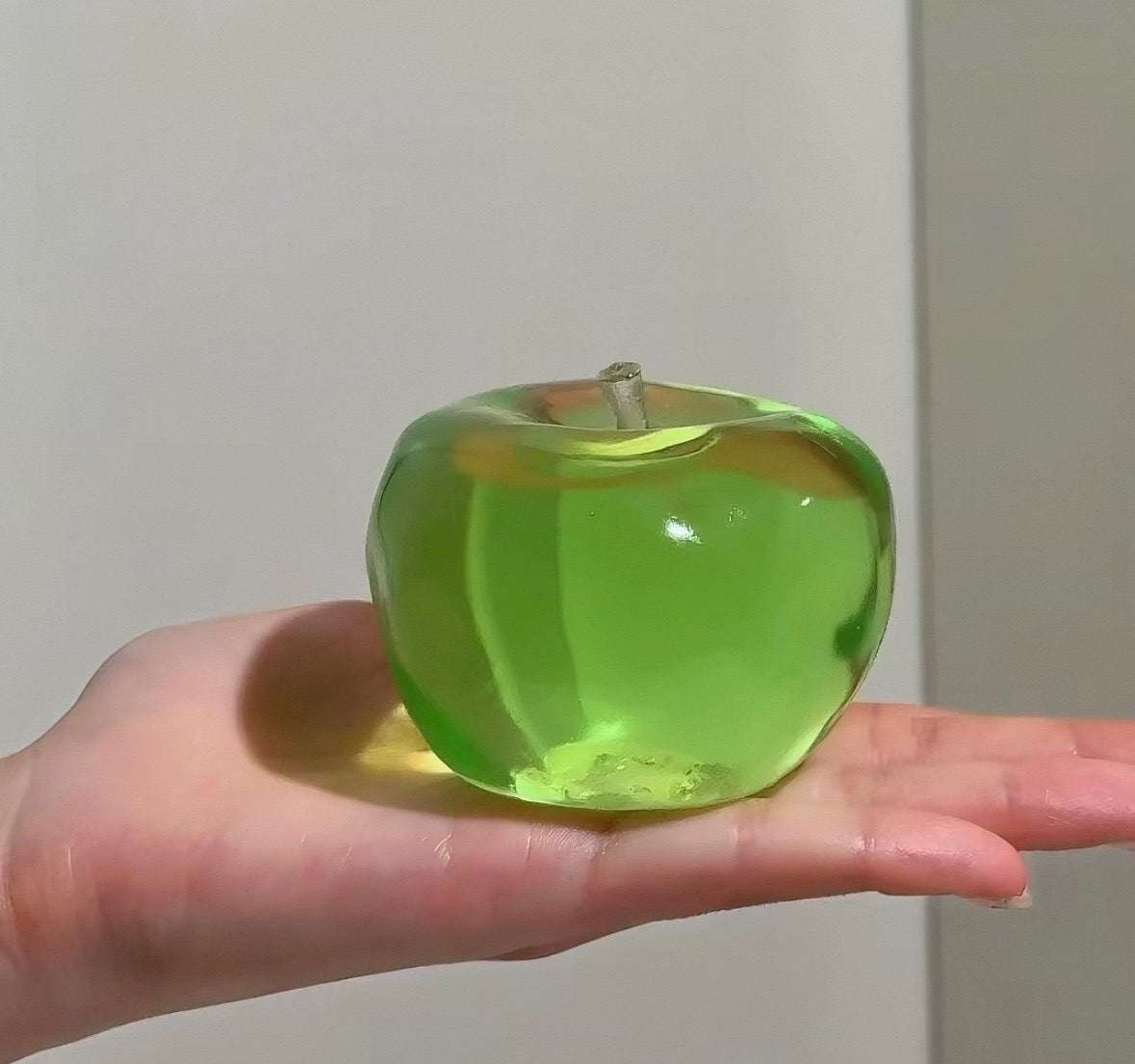 Crystal Apple Stress-relief Squishy