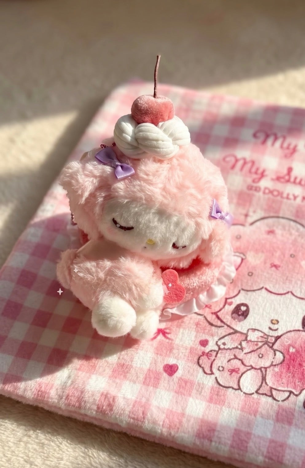 Dolly Mix Petit Official Strawberry Sleepy My Sweet Piano Plush Pendant